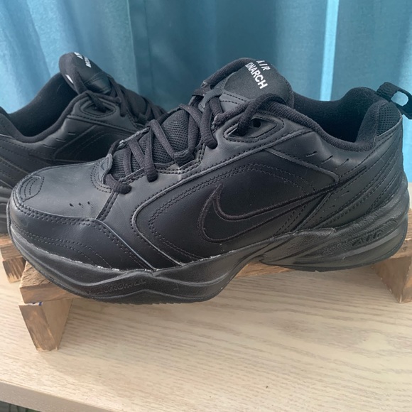 Nike Black Air Monarch Men’s Sz 7W - Picture 2 of 9